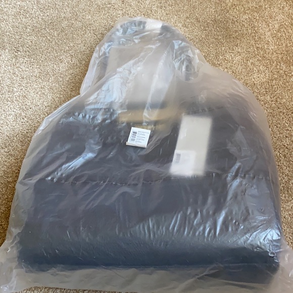 Kenneth Cole reaction goodbar tote - Picture 7 of 7